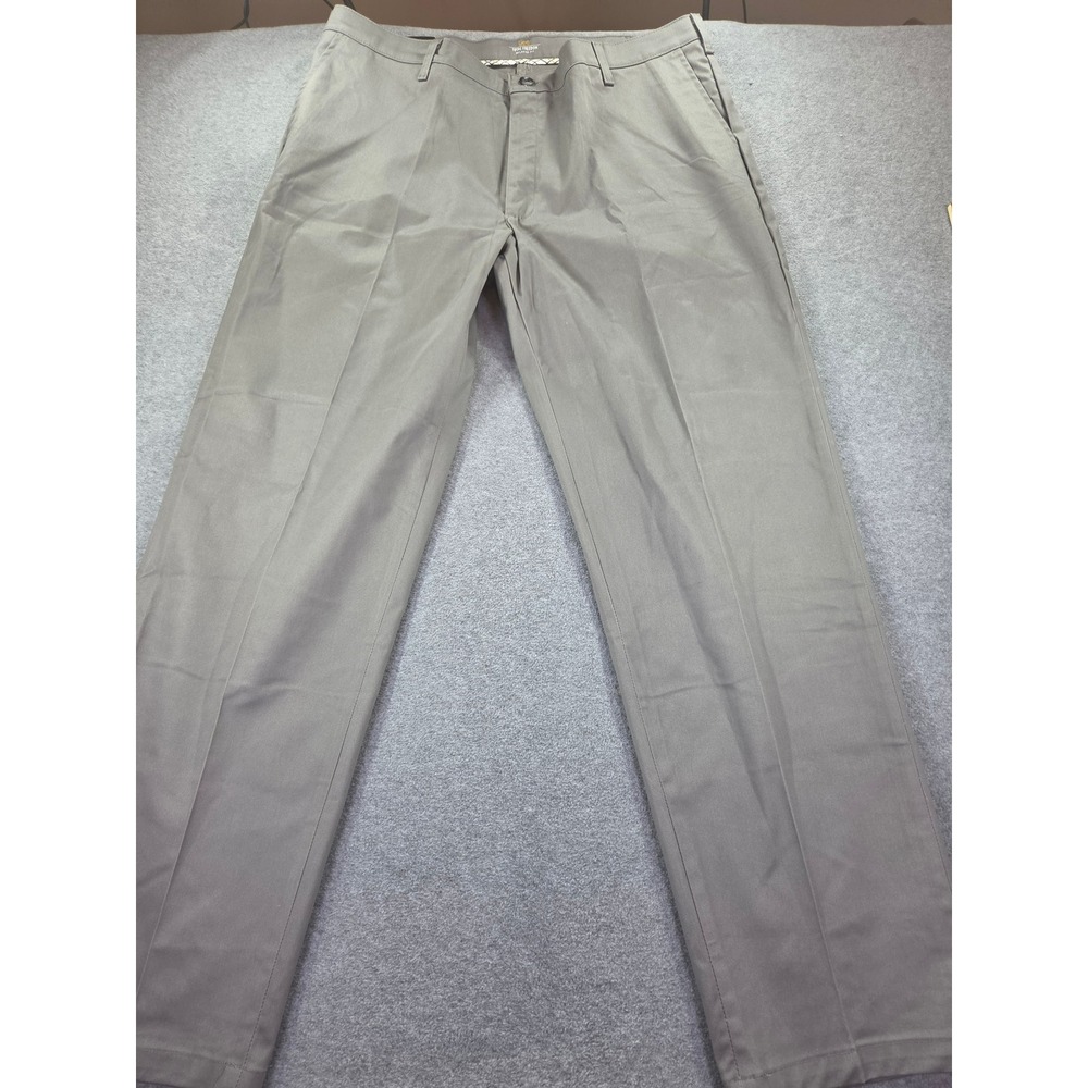 NWT Lee Total Freedom Relaxed Fit Pants Mens 40x34 Grey Stain Wrinkle Resistant